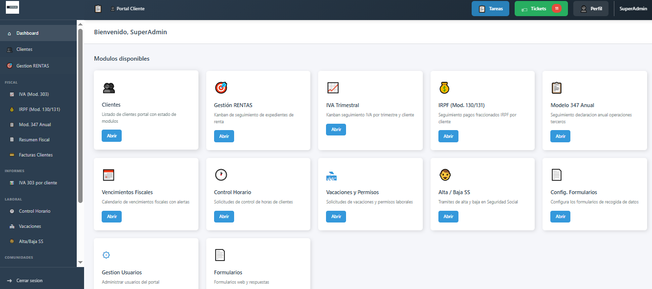 Dashboard del portal de gestorías KRIKAK360 con todos los módulos